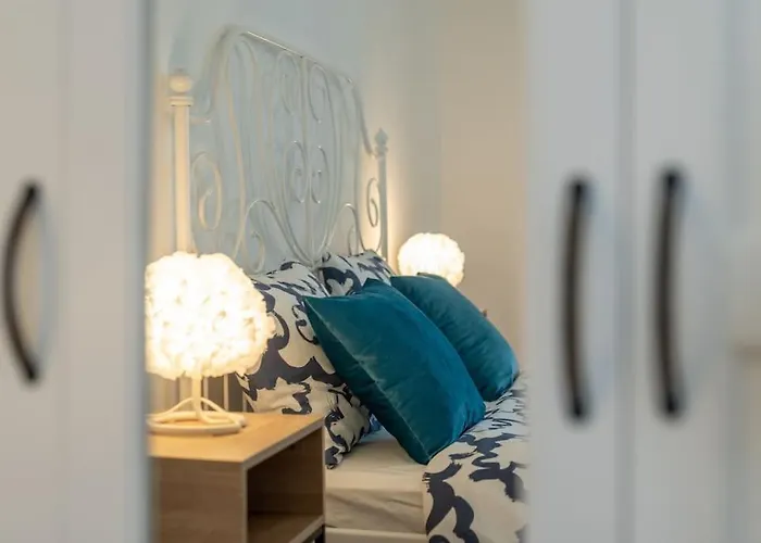 Duplex Domi سلاتين